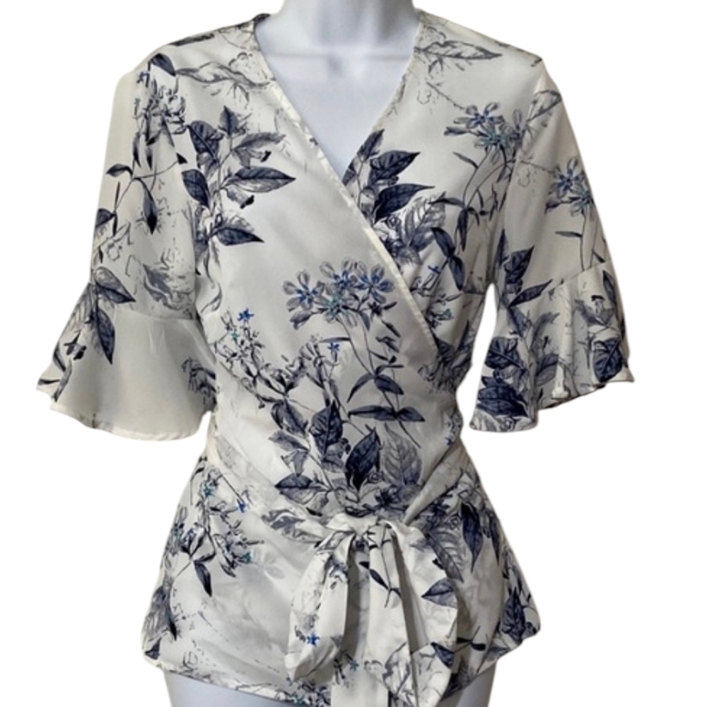 Alex Marie Women Wrap Shirt NWT Floral Quiet Luxury Fairy Coquette Elegant Large